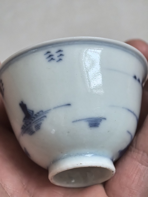 古玩陶瓷青花山水茅屋人物垂釣紋杯真品鑒賞圖