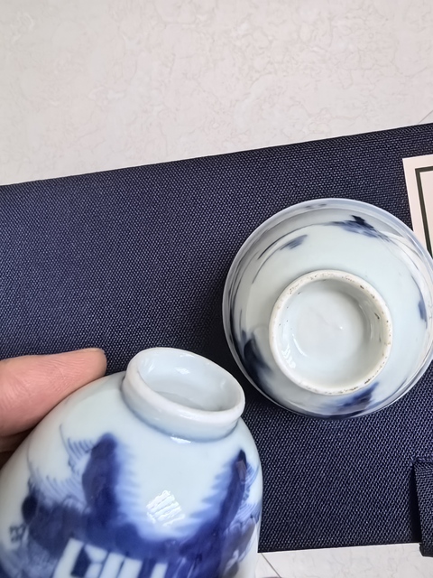 古玩陶瓷青花山水茅屋人物垂釣紋杯真品鑒賞圖