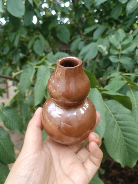 古玩陶瓷紫金釉葫蘆瓶真品鑒賞圖