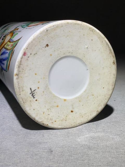 古玩陶瓷粉彩人物故事紋帽筒真品鑒賞圖