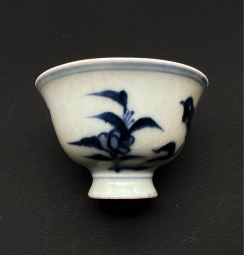 古玩陶瓷花鳥紋青花杯真品鑒賞圖