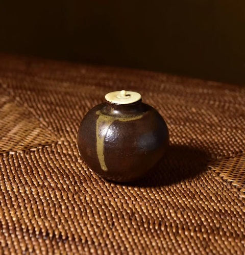 古玩陶瓷醬釉茶入真品鑒賞圖