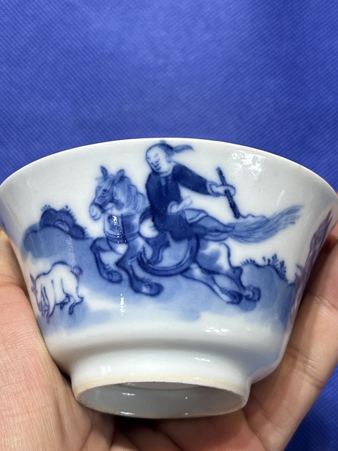古玩陶瓷青花杯真品鑒賞圖
