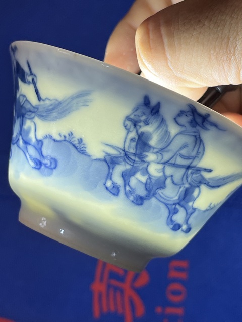 古玩陶瓷青花杯真品鑒賞圖