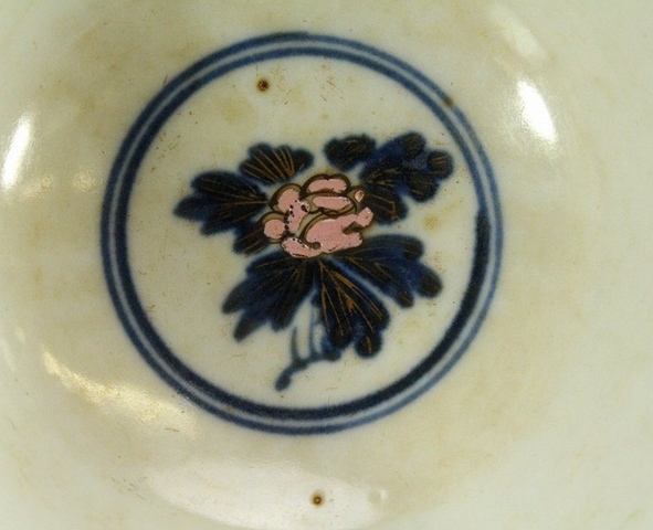 古玩陶瓷青花加粉彩花卉紋碗（日本瓷）真品鑒賞圖
