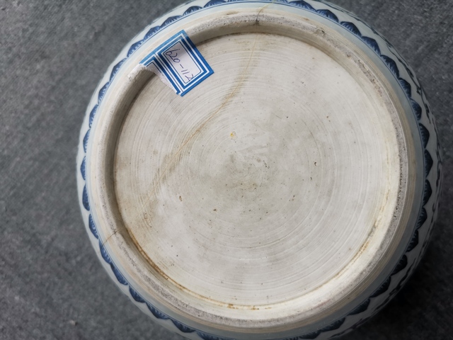 古玩陶瓷青花纏枝花卉紋太白尊真品鑒賞圖