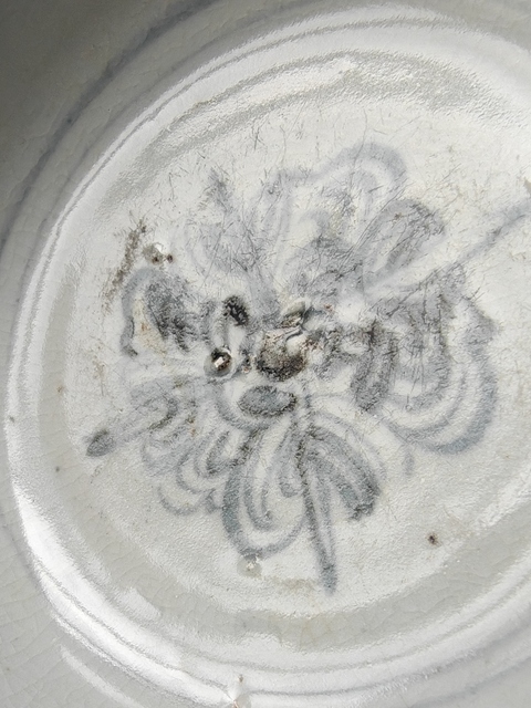 古玩陶瓷青花龜背金剛十字杵紋碗真品鑒賞圖