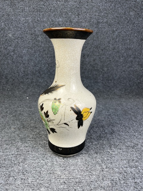 古玩陶瓷哥釉五彩花鳥紋賞瓶真品鑒賞圖