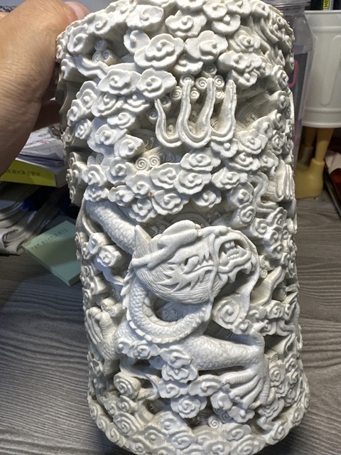 古玩陶瓷龍紋筆筒真品鑒賞圖