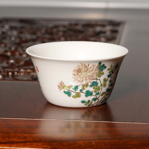 古玩陶瓷粉彩杯真品鑒賞圖