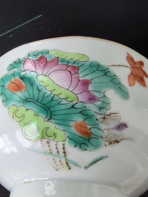 古玩陶瓷一鳴驚人粉彩碗真品鑒賞圖