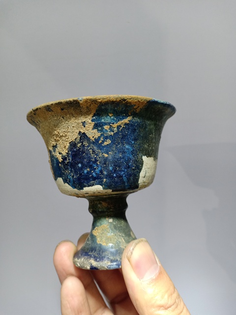 古玩陶瓷琺華彩高足杯真品鑒賞圖