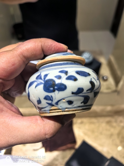 古玩陶瓷青花罐真品鑒賞圖