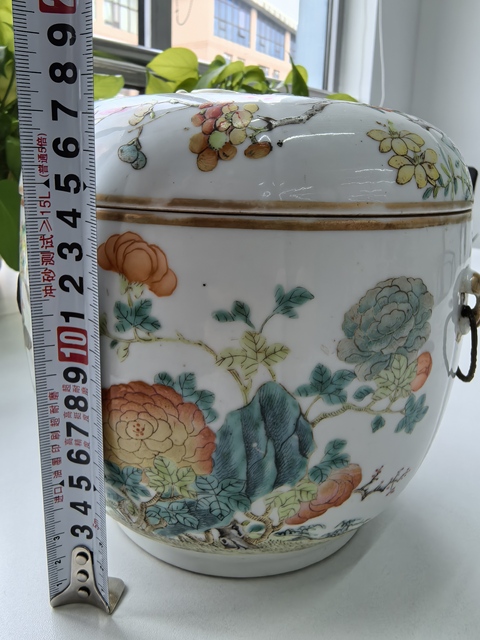 古玩陶瓷同治粉彩蓋罐真品鑒賞圖