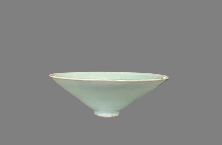 古玩陶瓷龍泉窯斗笠盞真品鑒賞圖