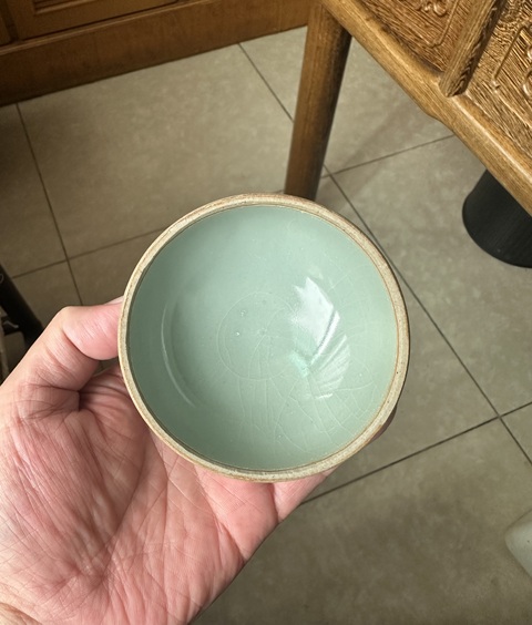 古玩陶瓷龍泉窯直口盞真品鑒賞圖