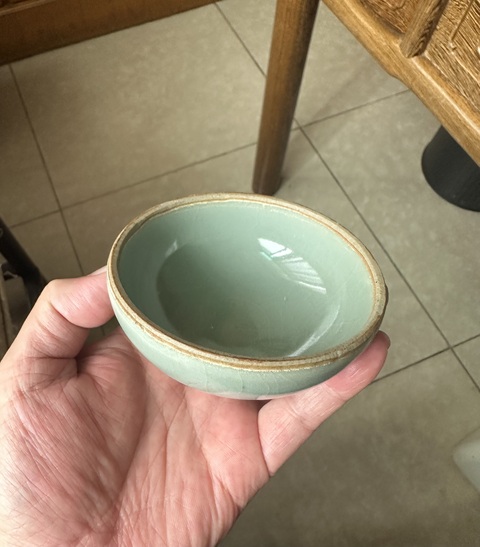 古玩陶瓷龍泉窯直口盞真品鑒賞圖