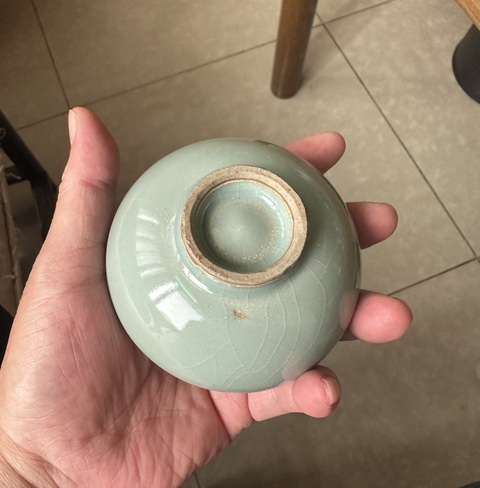 古玩陶瓷龍泉窯直口盞真品鑒賞圖