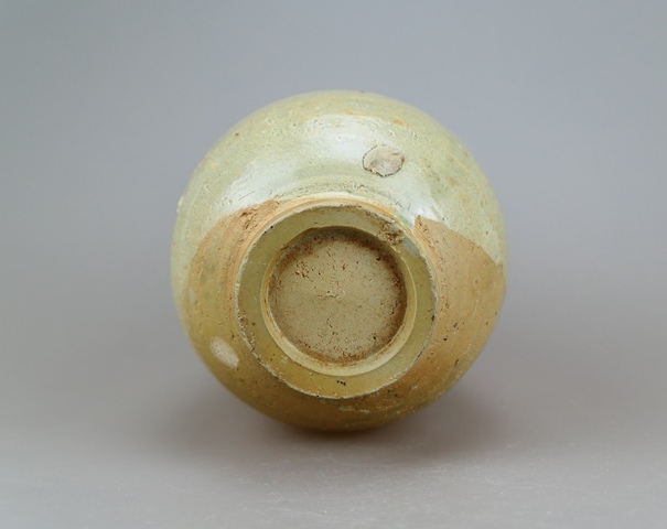 古玩陶瓷元末明初·青花螺旋紋玉壺春瓶真品鑒賞圖