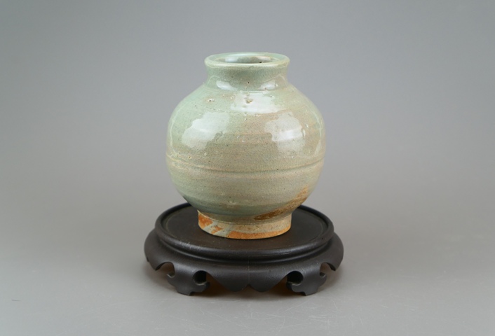古玩陶瓷元末明初龍泉窯青瓷水盂拍賣,當前價格152元