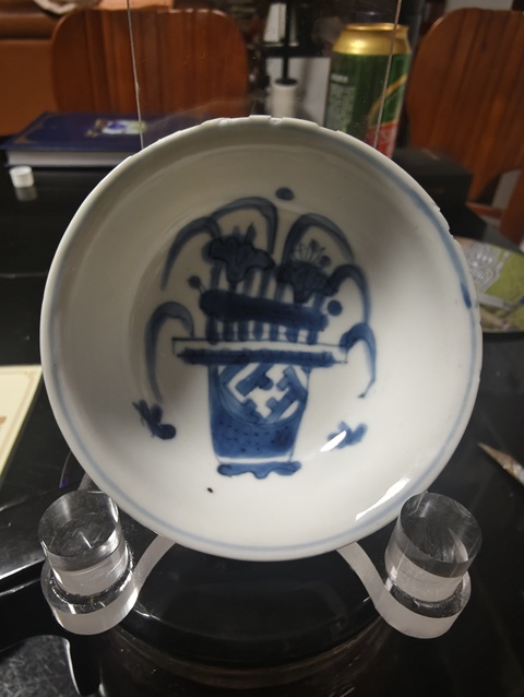 古玩陶瓷晚明青花玉璧底盤真品鑒賞圖