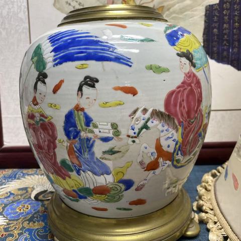 古玩陶瓷粉彩人物故事紋罐真品鑒賞圖