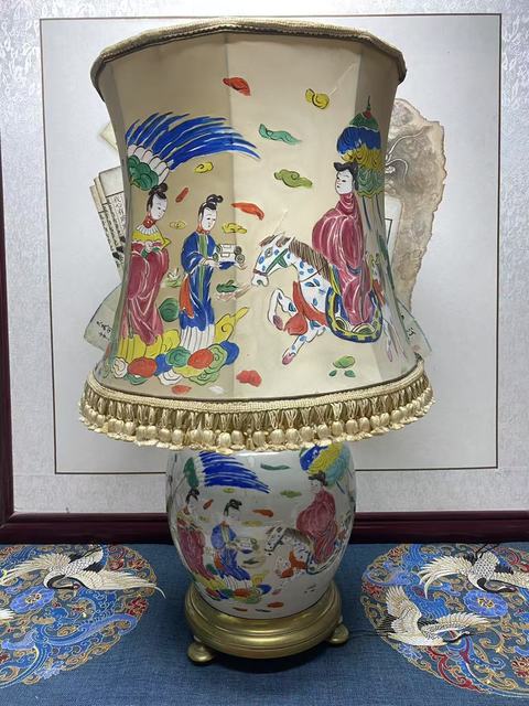 古玩陶瓷粉彩人物故事紋罐真品鑒賞圖