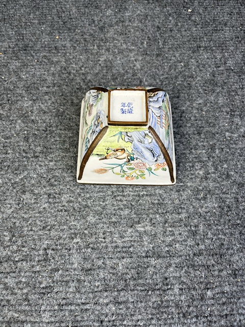 古玩雜項小杯子拍賣，當(dāng)前價格2988元