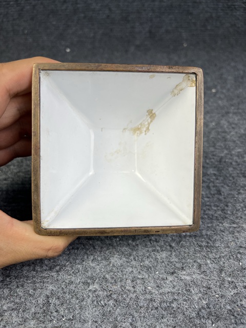 古玩雜項小杯子拍賣，當(dāng)前價格2988元