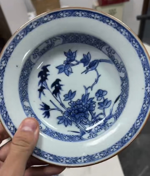 古玩陶瓷康熙青花花鳥盤真品鑒賞圖
