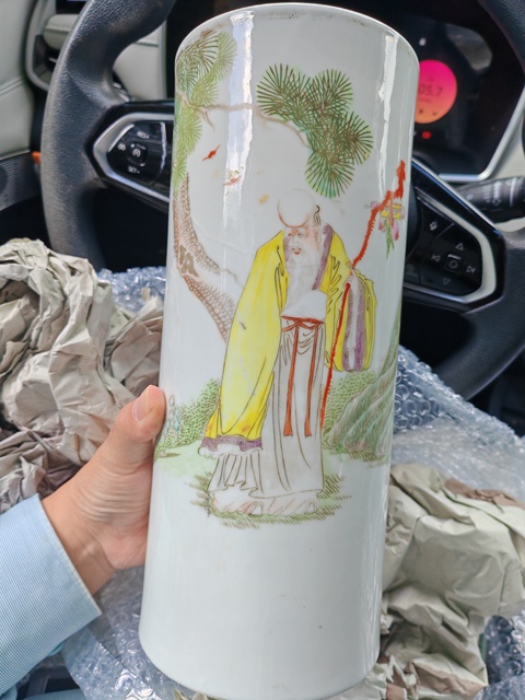 古玩陶瓷粉彩人物故事帽筒真品鑒賞圖