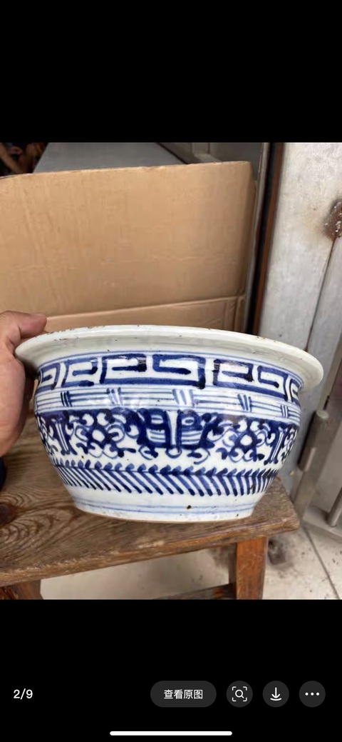 古玩陶瓷拐子龍紋青花香爐真品鑒賞圖