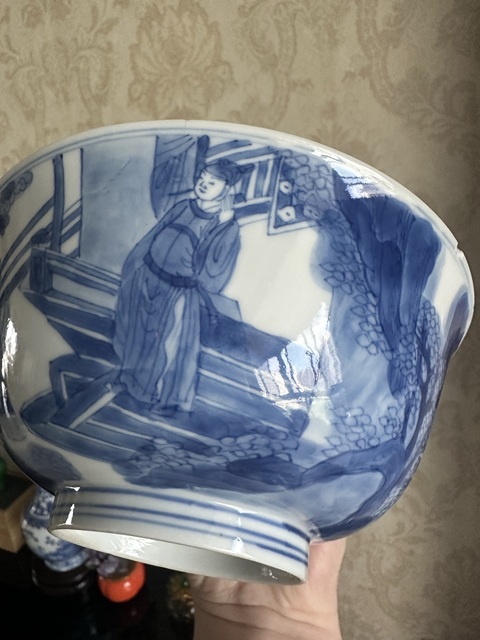 古玩陶瓷人物紋青花碗真品鑒賞圖