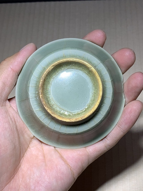 古玩陶瓷龍泉茶碗真品鑒賞圖