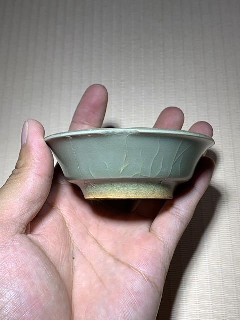 古玩陶瓷龍泉茶碗真品鑒賞圖