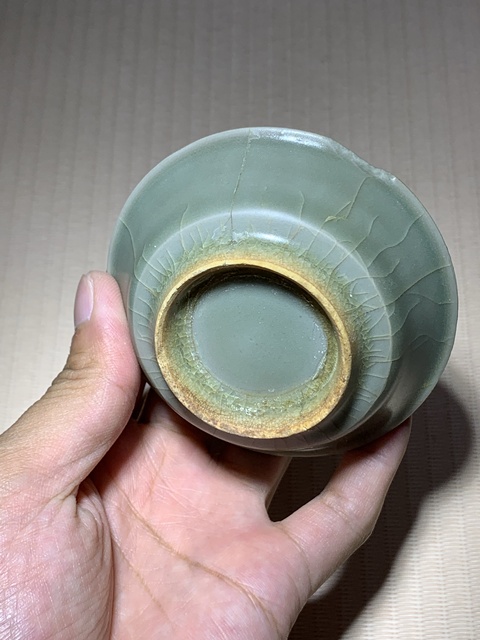 古玩陶瓷龍泉茶碗真品鑒賞圖