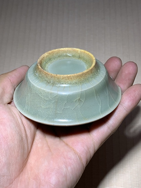 古玩陶瓷龍泉茶碗真品鑒賞圖