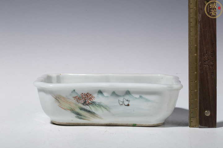 古玩陶瓷民國·淺絳彩山水紋水仙盆真品鑒賞圖