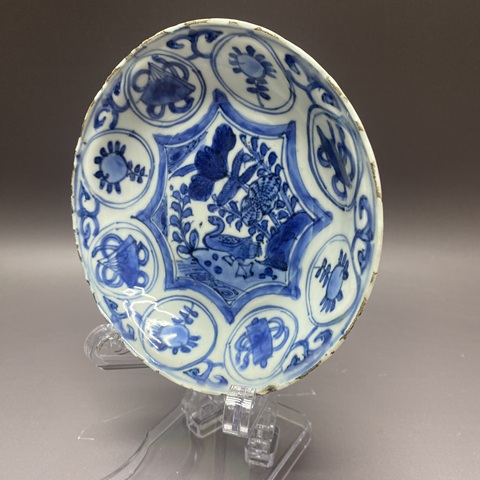 古玩陶瓷明萬歷·蘆雁紋青花盤拍賣,當前價格2260元