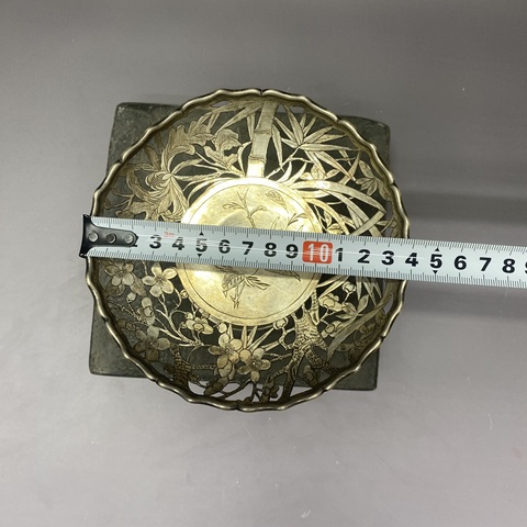 古玩陶瓷民國·福壽三多紋鏤空高足盤拍賣,當前價格1560元