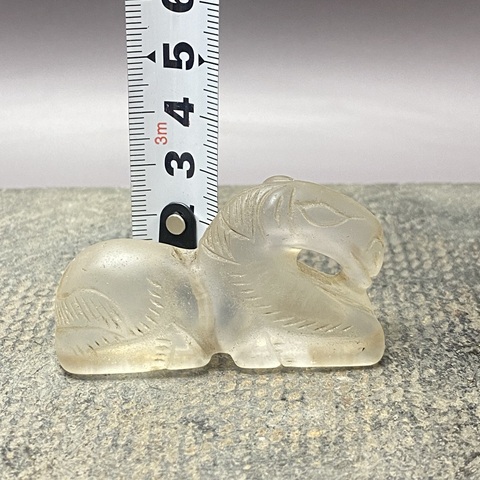 古玩陶瓷民晚解放初·臥馬水晶擺件拍賣,當前價格169元