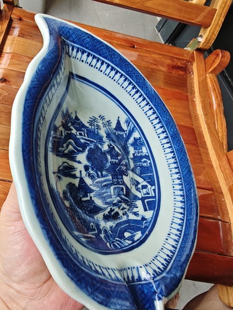 古玩陶瓷清中期青花山水樓閣葉型洗真品鑒賞圖