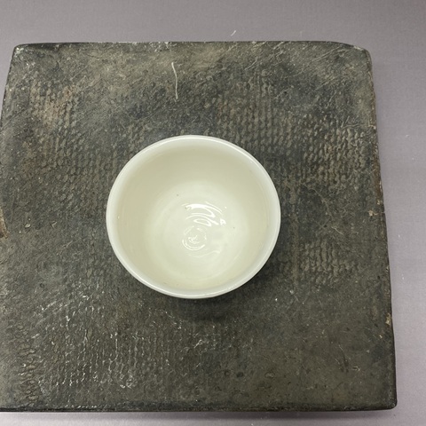 古玩陶瓷民國·德化窯白釉杯拍賣,當前價格239元