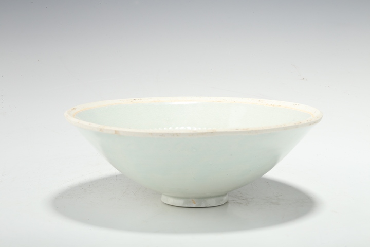 古玩陶瓷宋代·青白釉模印娃娃紋碗真品鑒賞圖