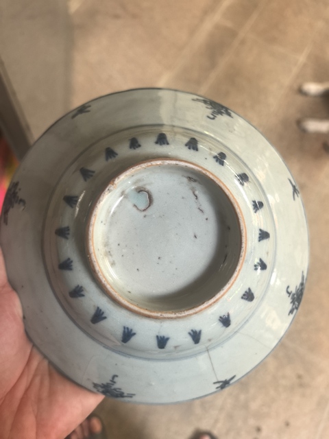 古玩陶瓷清早·青花開窗花卉紋折沿碗 真品鑒賞圖