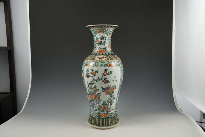 古玩陶瓷清·五彩花鳥紋觀音瓶真品鑒賞圖