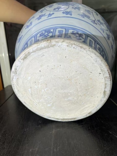 古玩陶瓷青花纏枝花卉紋罐，注意品相真品鑒賞圖