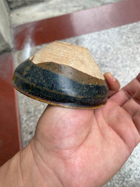 古玩陶瓷贛州窯窯變釉白覆輪茶盞真品鑒賞圖