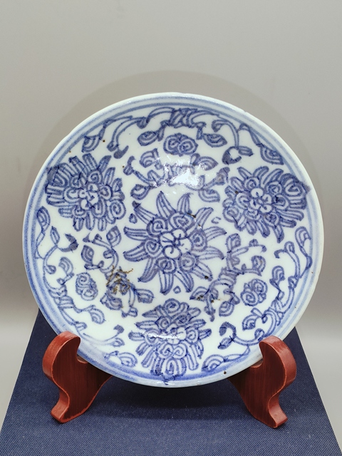 古玩陶瓷青花盤真品鑒賞圖
