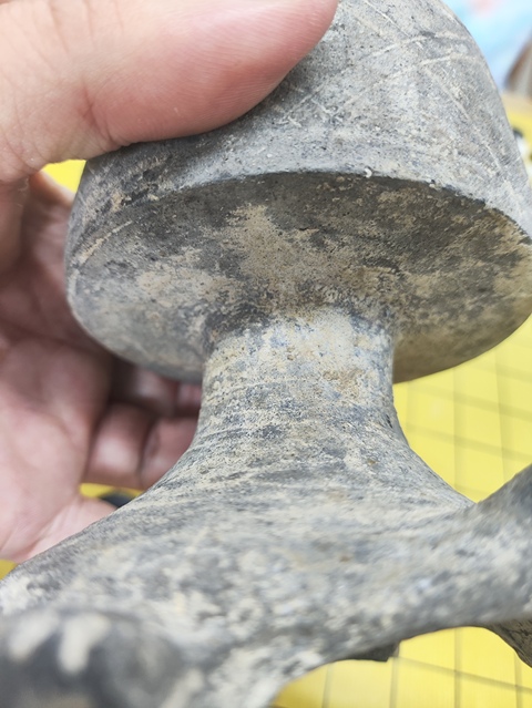 古玩陶瓷東漢陶香薰真品鑒賞圖